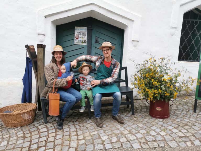 Kunst & Wein 2025 in der Haugsdorfer Kellertrift - Weinbau Pröstler